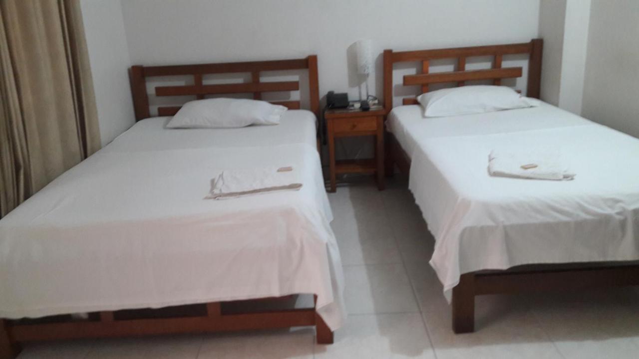 Hotel Comercial Neiva Нейва Екстер'єр фото